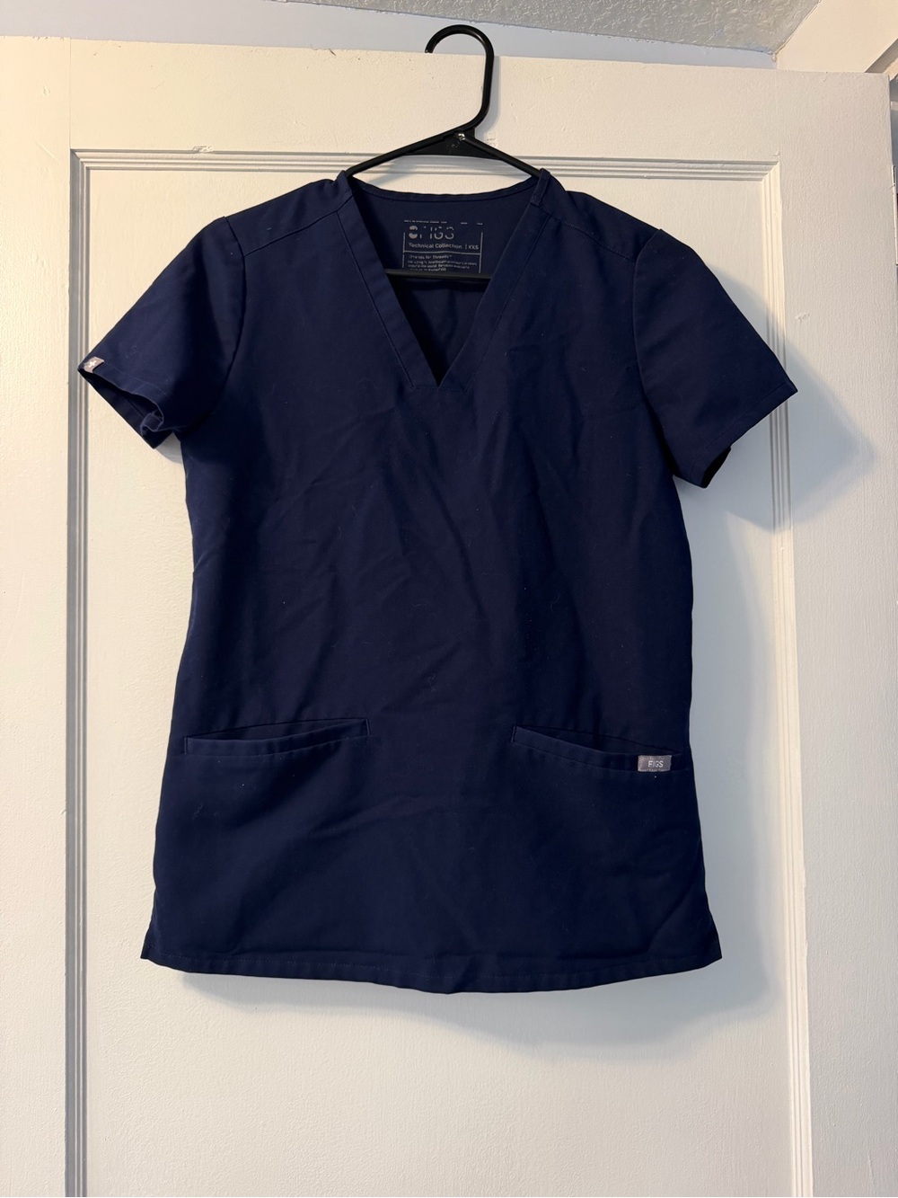 FIGS Casma Scrub Top Navy XXS